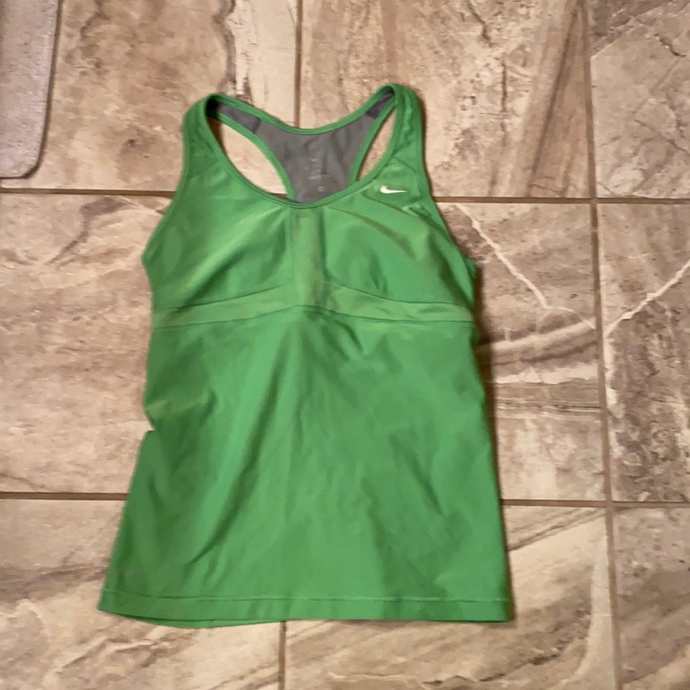 Nike GUC sports bra top size M color green
